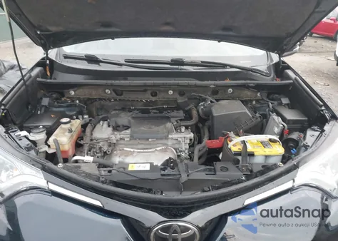 2018 Toyota Rav4 Xle z USA, uszkodzony, nr VIN JTMRFREV6JD223152